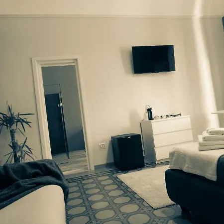 Ajde & Breakfast فندق مبيت وإفطار تراني